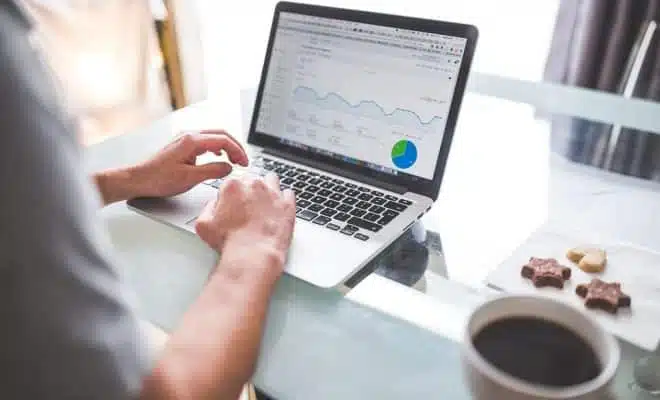 Optimisation du référencement naturel pour les sites web informatiques : Guide essentiel